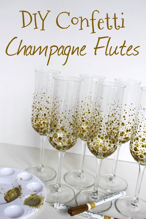 https://peachfullychic.com/wp-content/uploads/2015/05/DIY-Confetti-Champagn-Flutes-gold-glasses-craft-box-girls-main-2.jpg