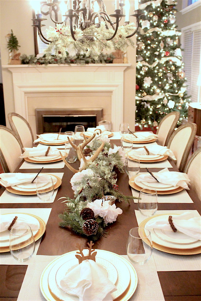 Holiday Tablescape Inspiration - Peachfully Chic