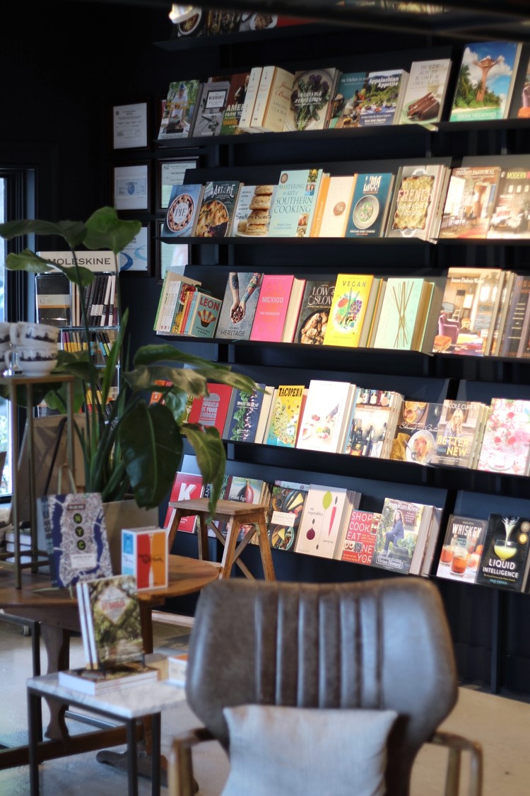 Read-Shop-Bookstore-Vinings-2