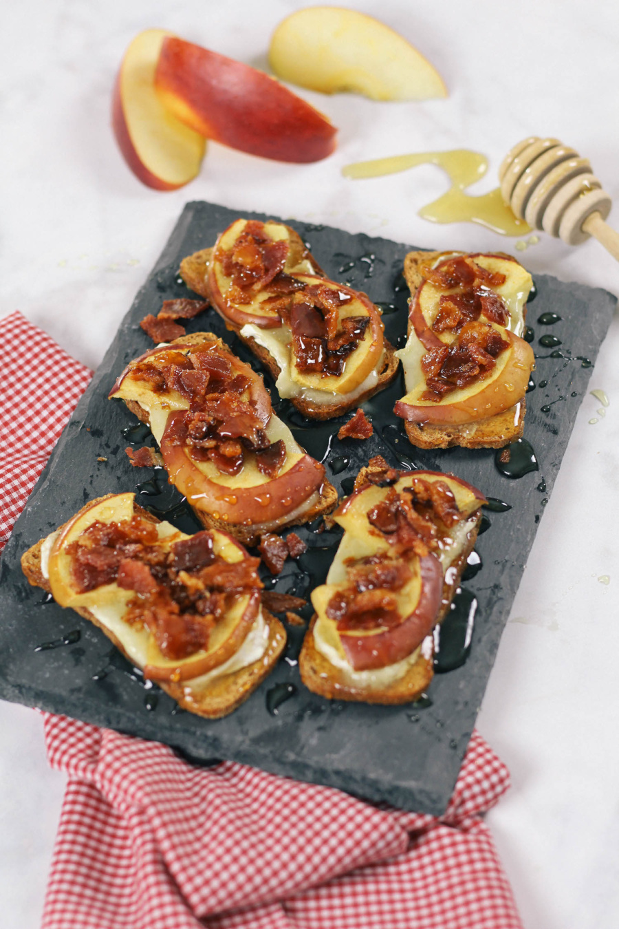 Apple Bacon Brie Bites - Peachfully Chic