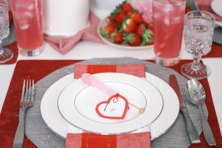 Valentines Day Tablescape Decor Ideas Pink Drink 2 Peachfully Chic