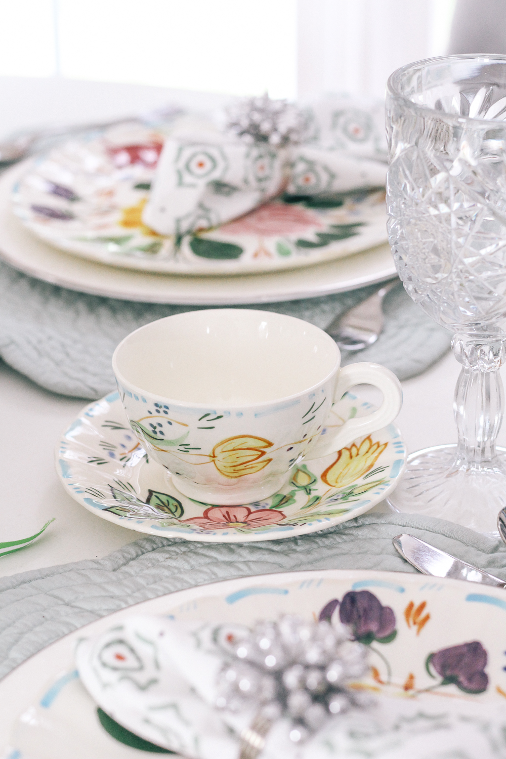 Mothers-Day-Table-Setting-Tablescape-Decor-4403