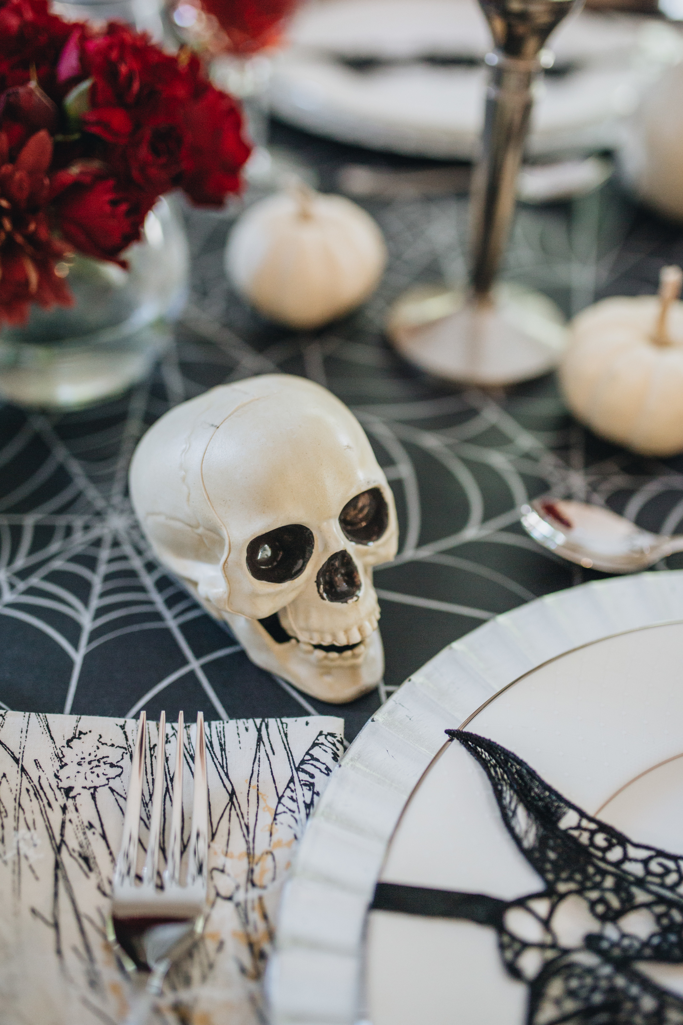 Elegant-Halloween-Red-Black-Tablescape