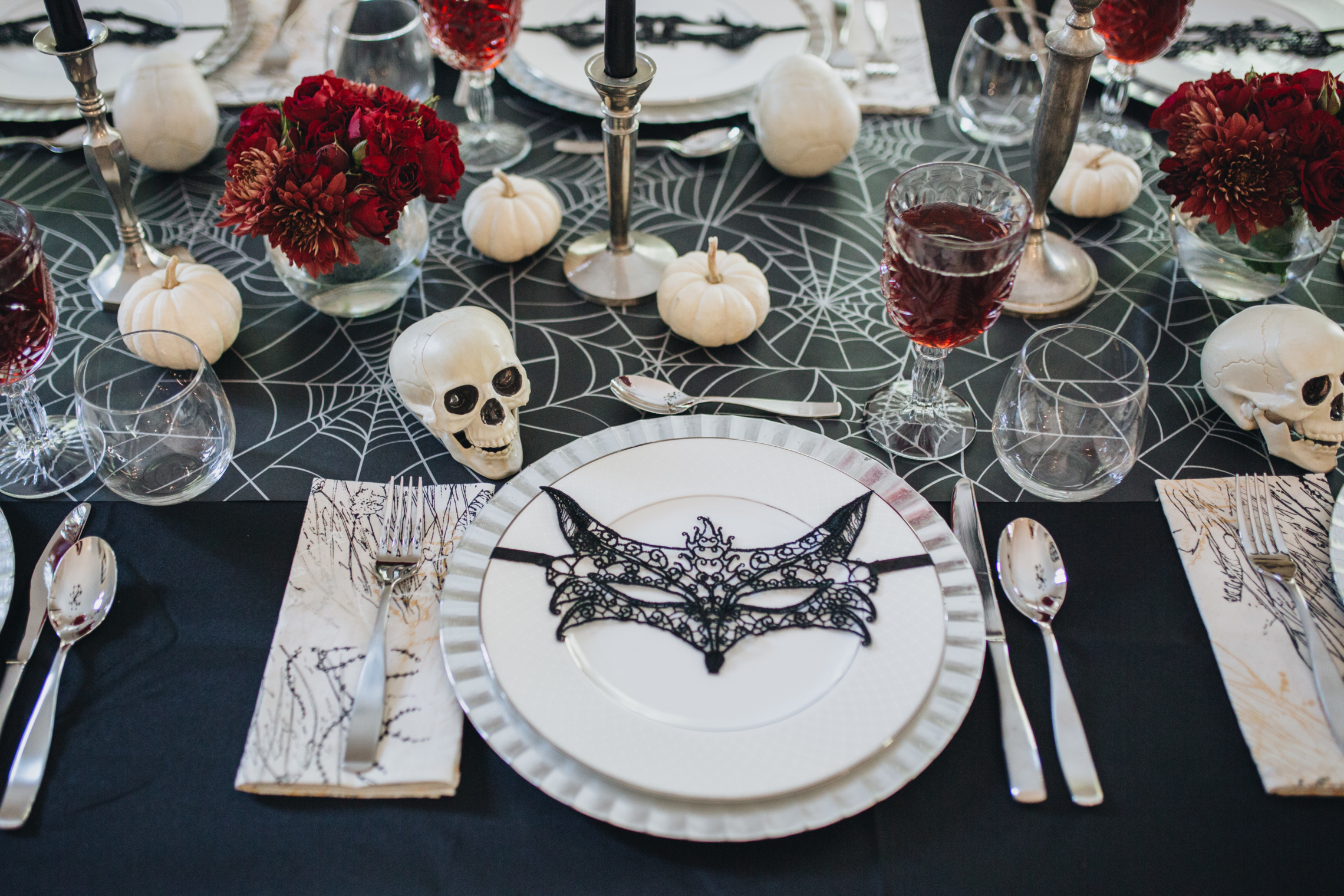 Elegant-Halloween-Red-Black-Tablescape