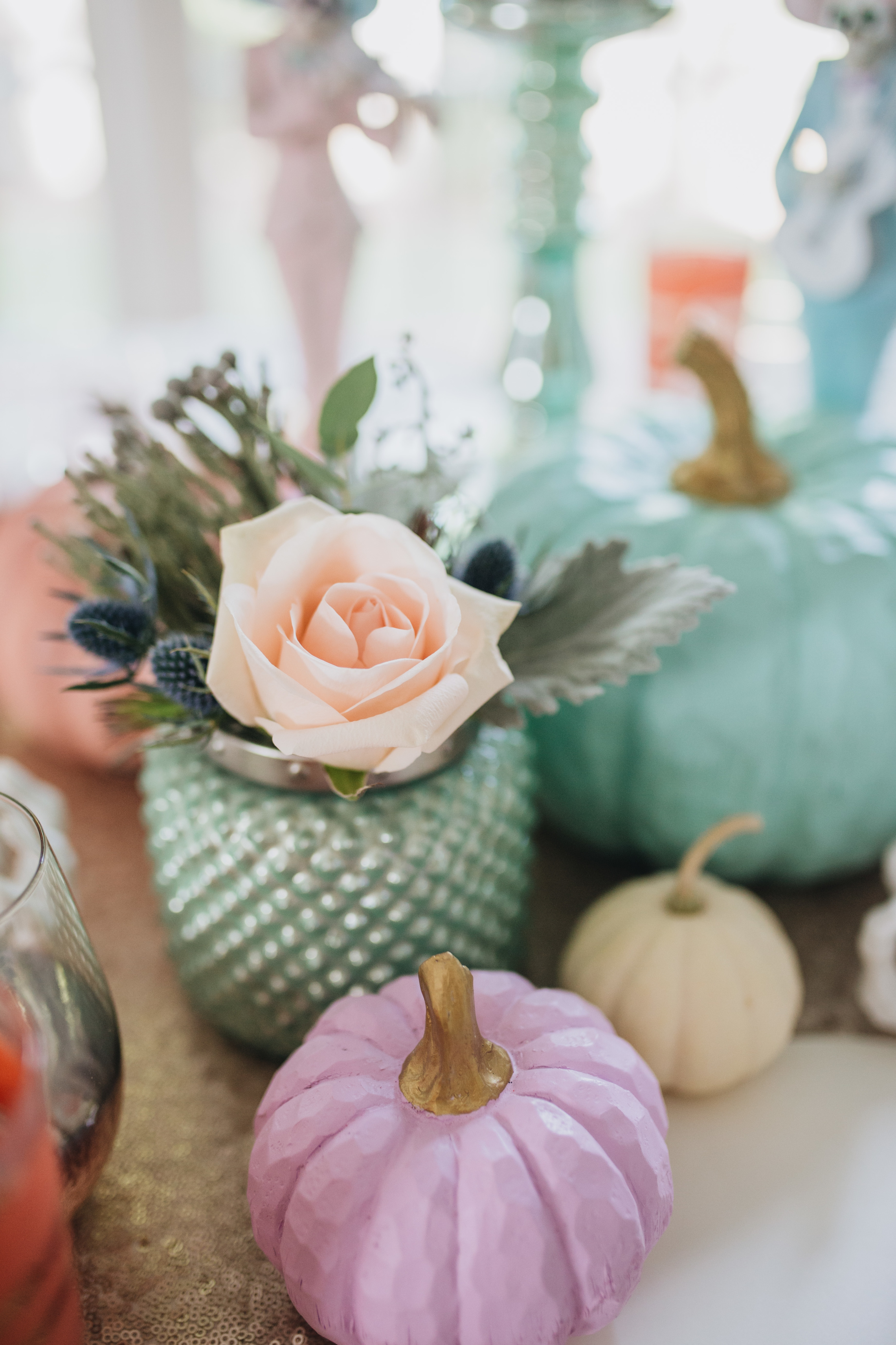 Pastel Halloween Decor
 Chic Pastel Halloween Decor Ideas