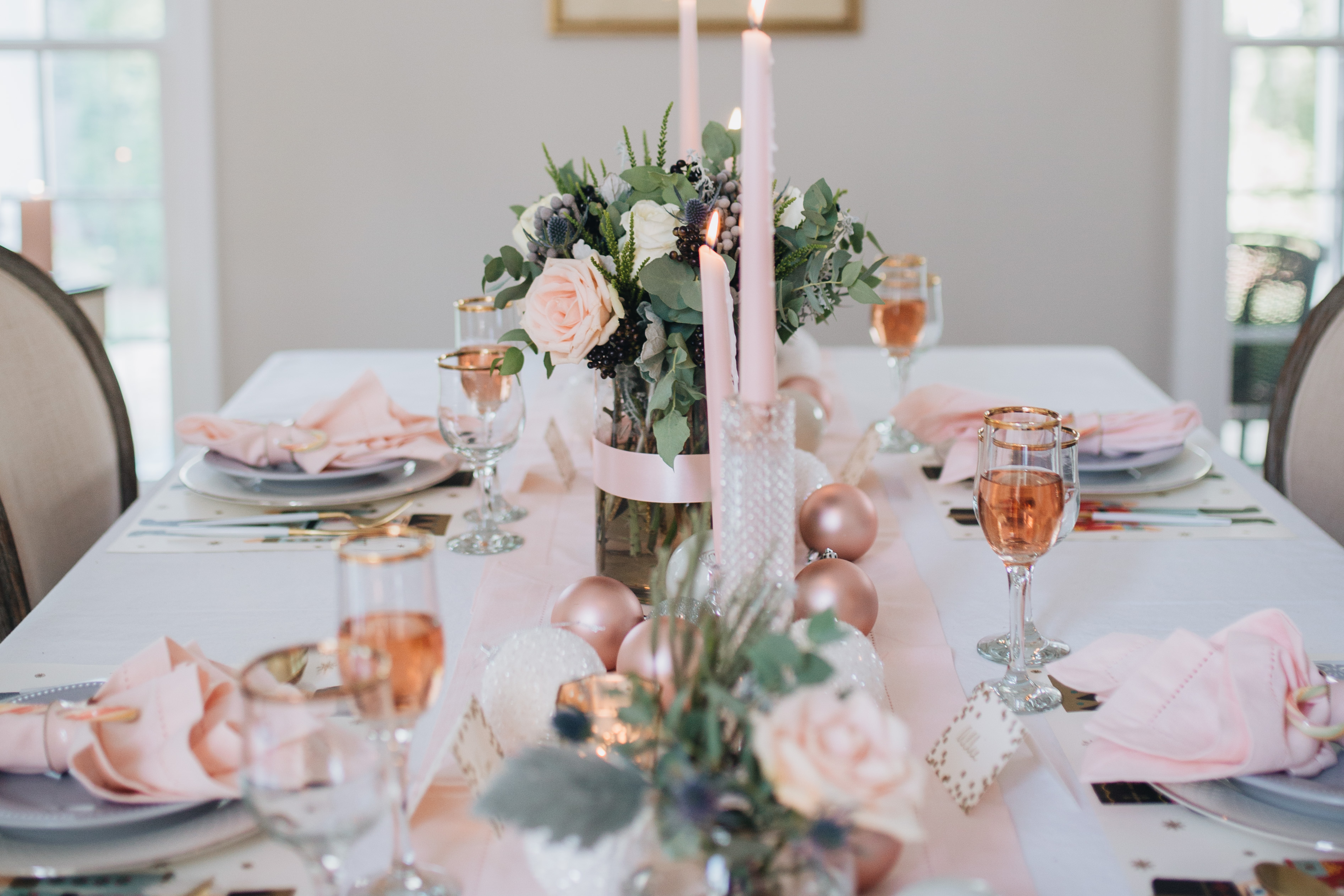 Pink-Pastel-Christmas-Decor-Tablescape-9